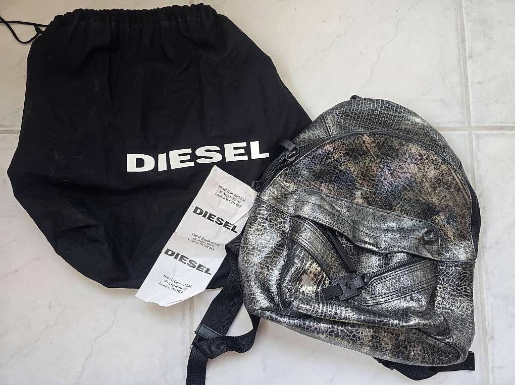 Diesel Zaini: Diesel Rucksack metallic – Nuovo e nell'imballaggio originale da Heimberg venduto da Cpidu