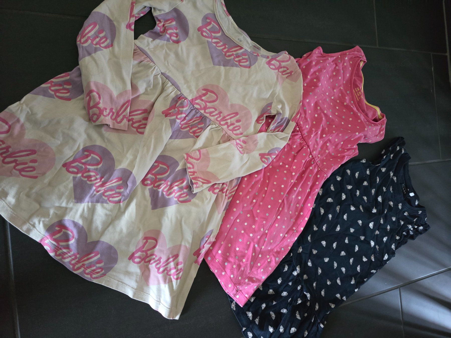 Lotti & Set di vestiti: 3er Set Mädchen Kleid, Gr. 104-110 – Usato da Unterentfelden venduto da Panda-87 1