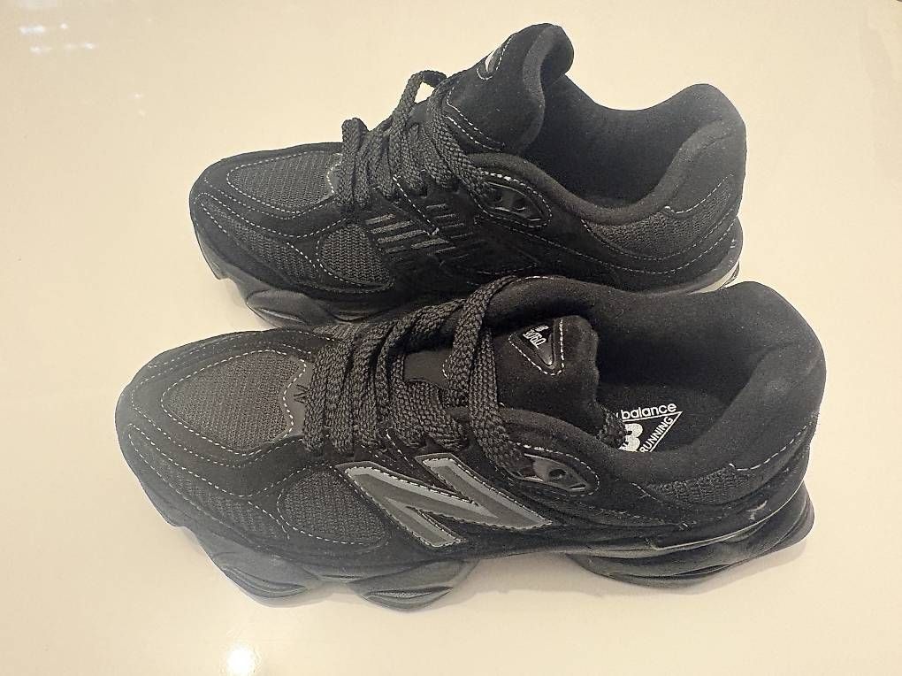 Chaussures femmes: NB taille 39.5 – Neuf avec emballage d'origine à Lausanne par okb_m97q