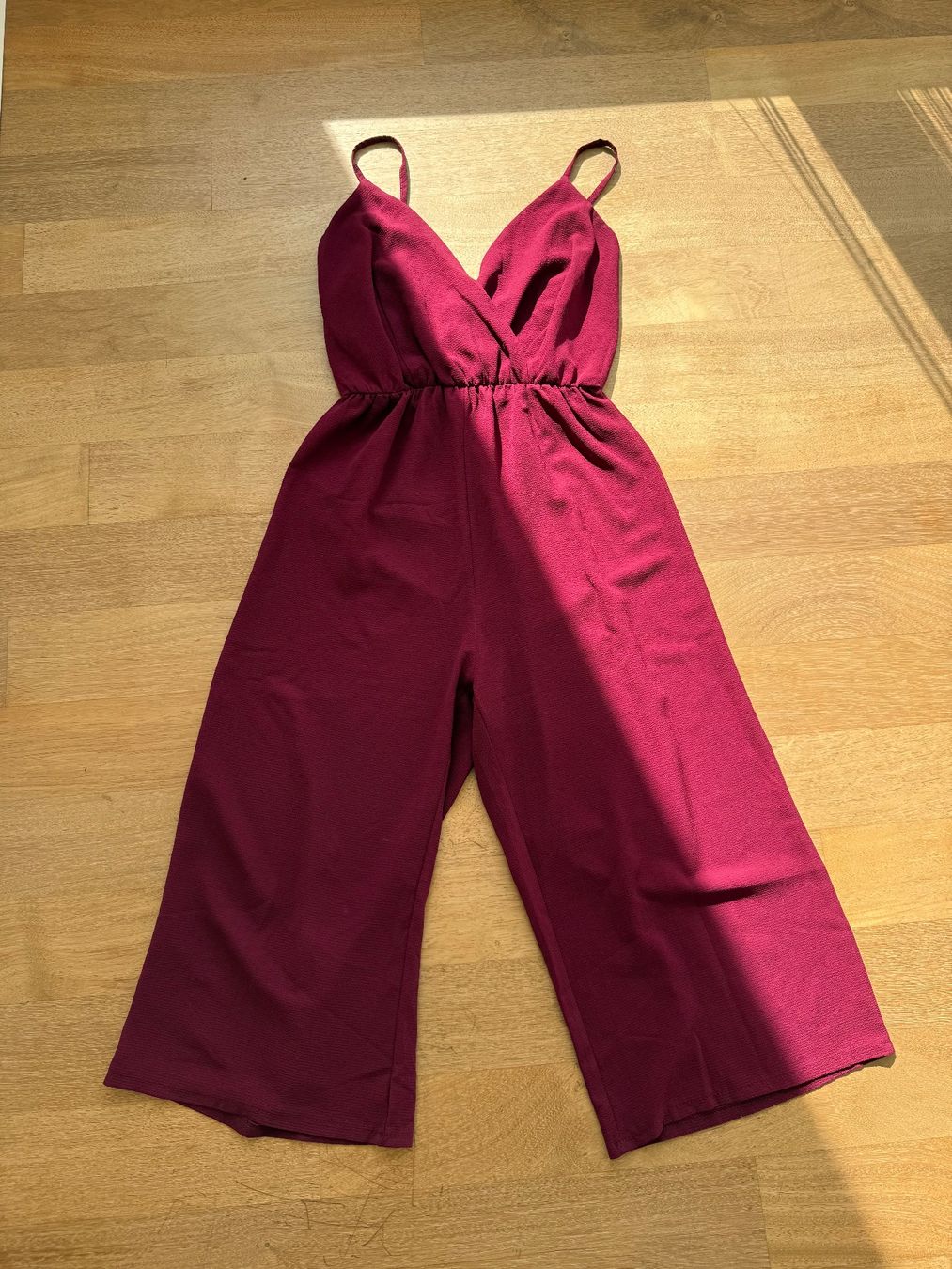 Jumpsuits: Jumpsuit Gr. 34 bordeauxrot – Gebraucht aus Stansstad von InStyle8 1