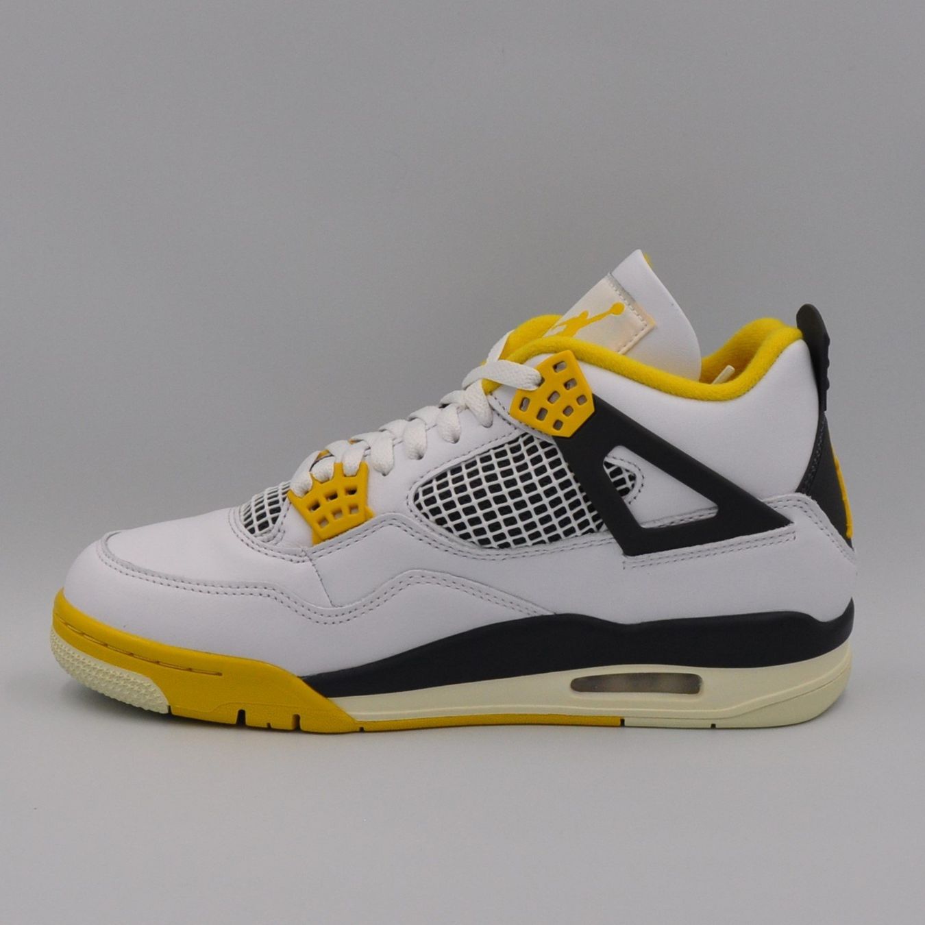 Jordan Scarpe da uomo: Jordan 4 Vivid Sulfur 42.5 – Nuovo e nell'imballaggio originale da Bern venduto da SneakerheavenLT 2