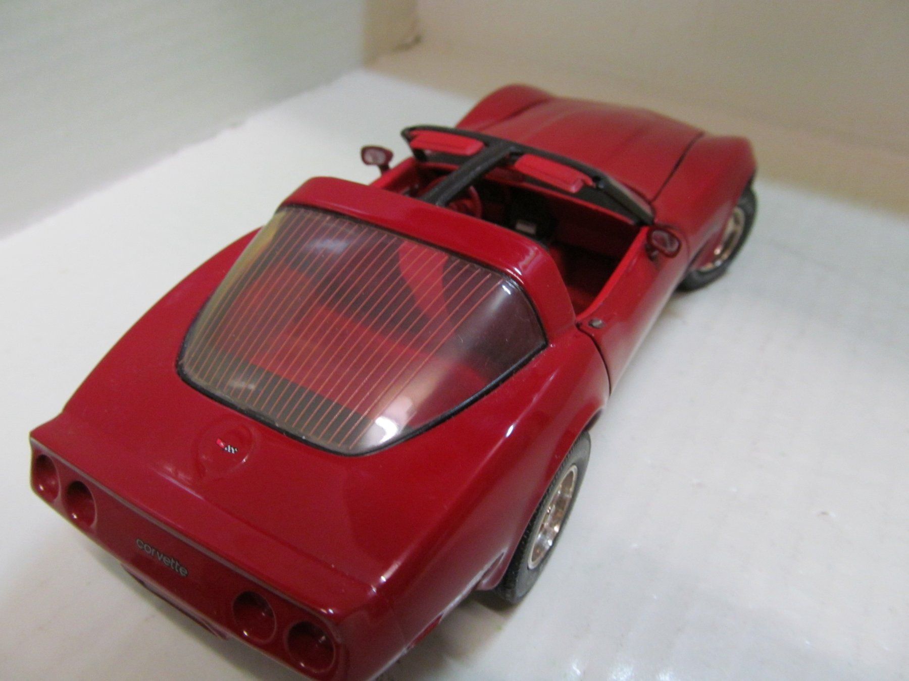 Chevrolet Modellini d'auto: CHEVROLET CORVETTE  TARGA  1982  1:24  FRANKLIN MINT – Nuovo (secondo la descrizione) da Grueningen venduto da malamut56 3
