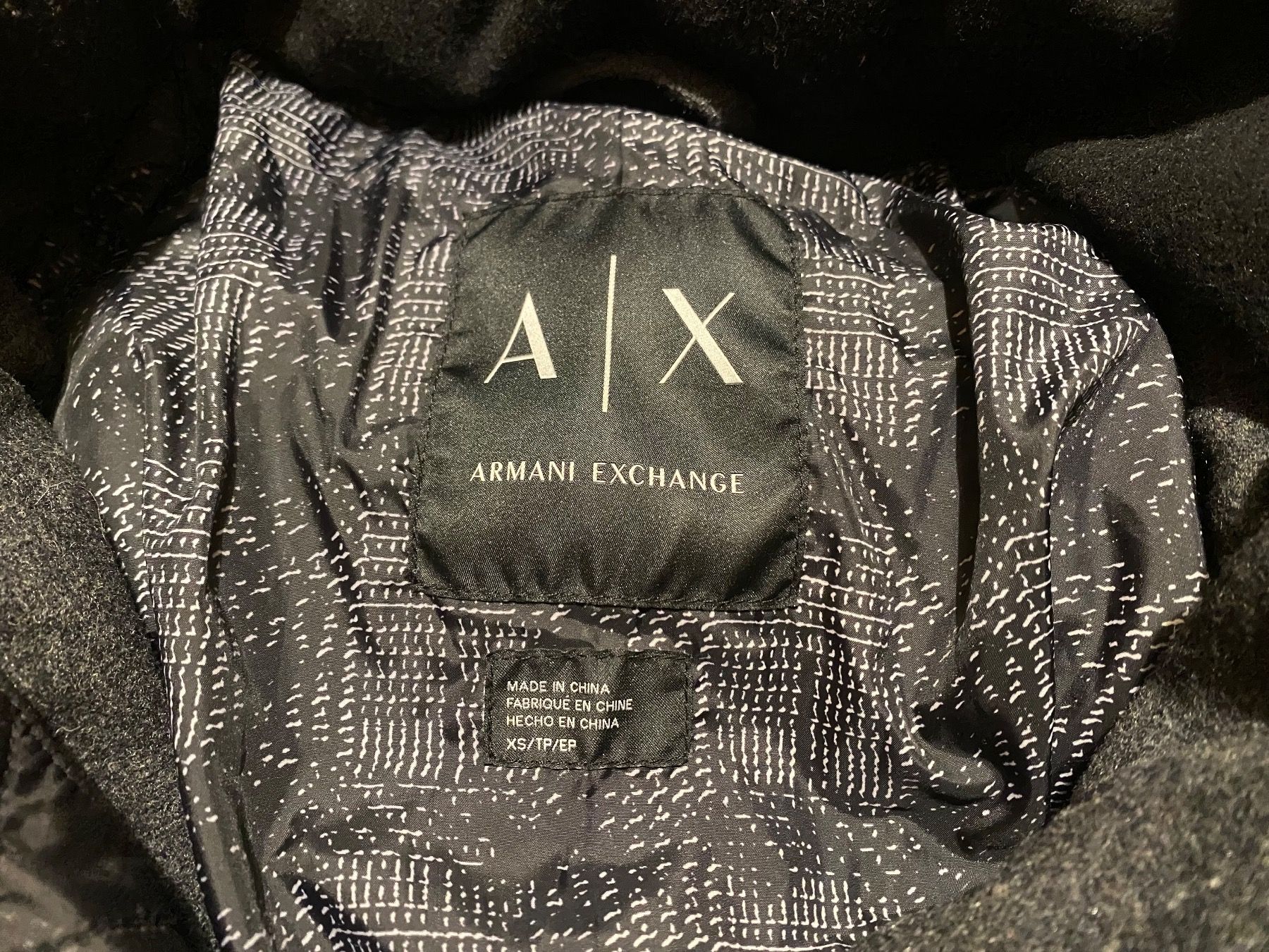 Armani Giacche: ORIGINAL ARMANI WINTERJACKE SMALL LP: 400.- – Nuovo (secondo la descrizione) da Birr venduto da kma1234 5