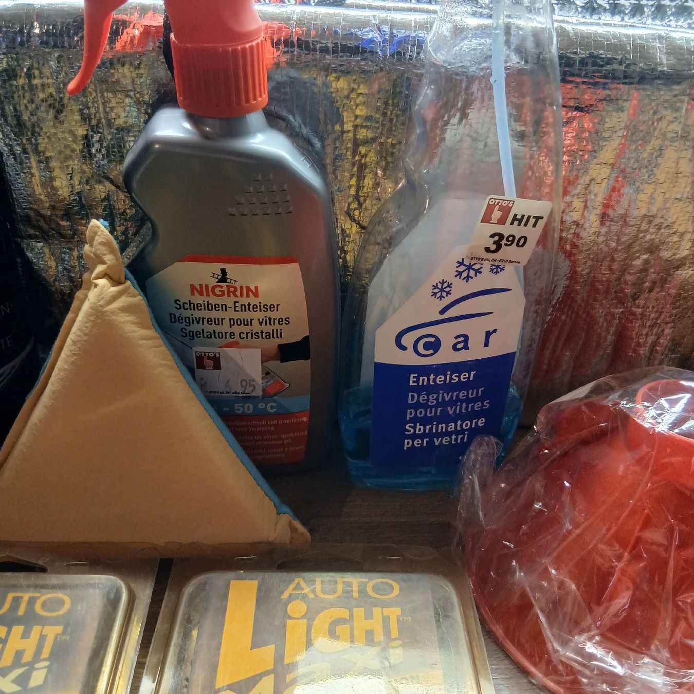 Prodotti di pulizia: Auto Winter Paket: Eiskratzer, Scheibenreiniger, etc. – Usato da Rapperswil SG venduto da Danii008 3
