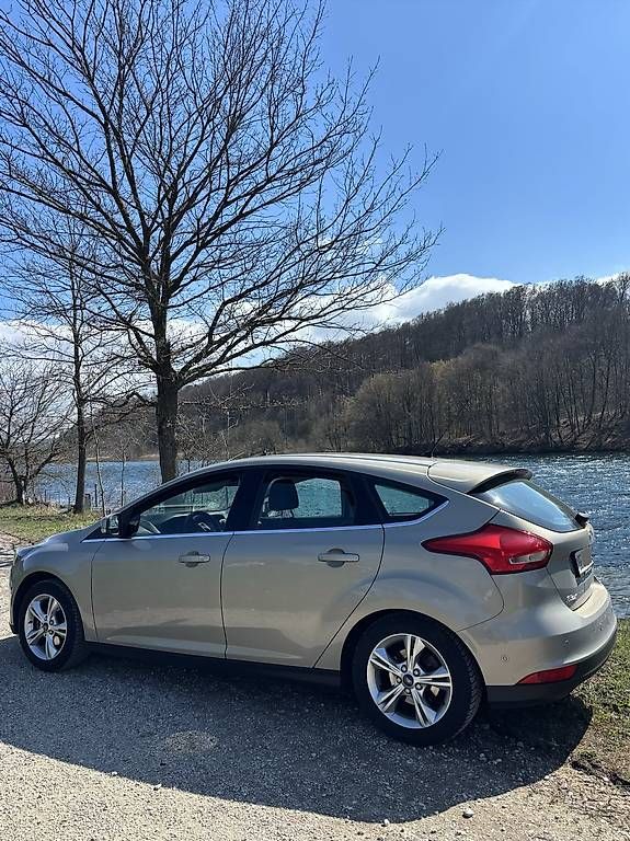 Autos: Ford Focus 1.0 SCTi Top Zustand – Gebraucht aus Herzogenbuchsee von dan_75ng 3