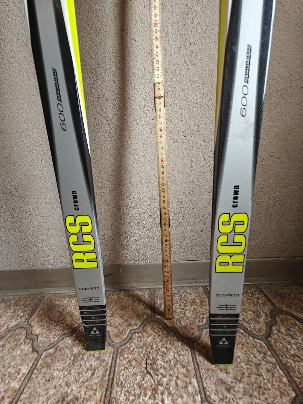 Fischer Sci: Fischer Langlaufski 205/N33 – Usato da Luzern venduto da RemsyRainbow 2