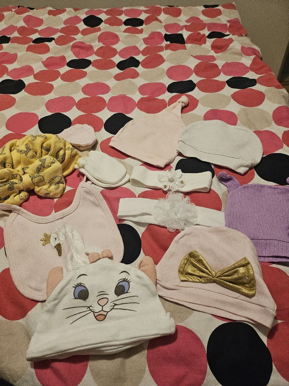 Lotti & Set di vestiti: verschiedene baby Accessoire – Usato da Dietikon venduto da Eleda