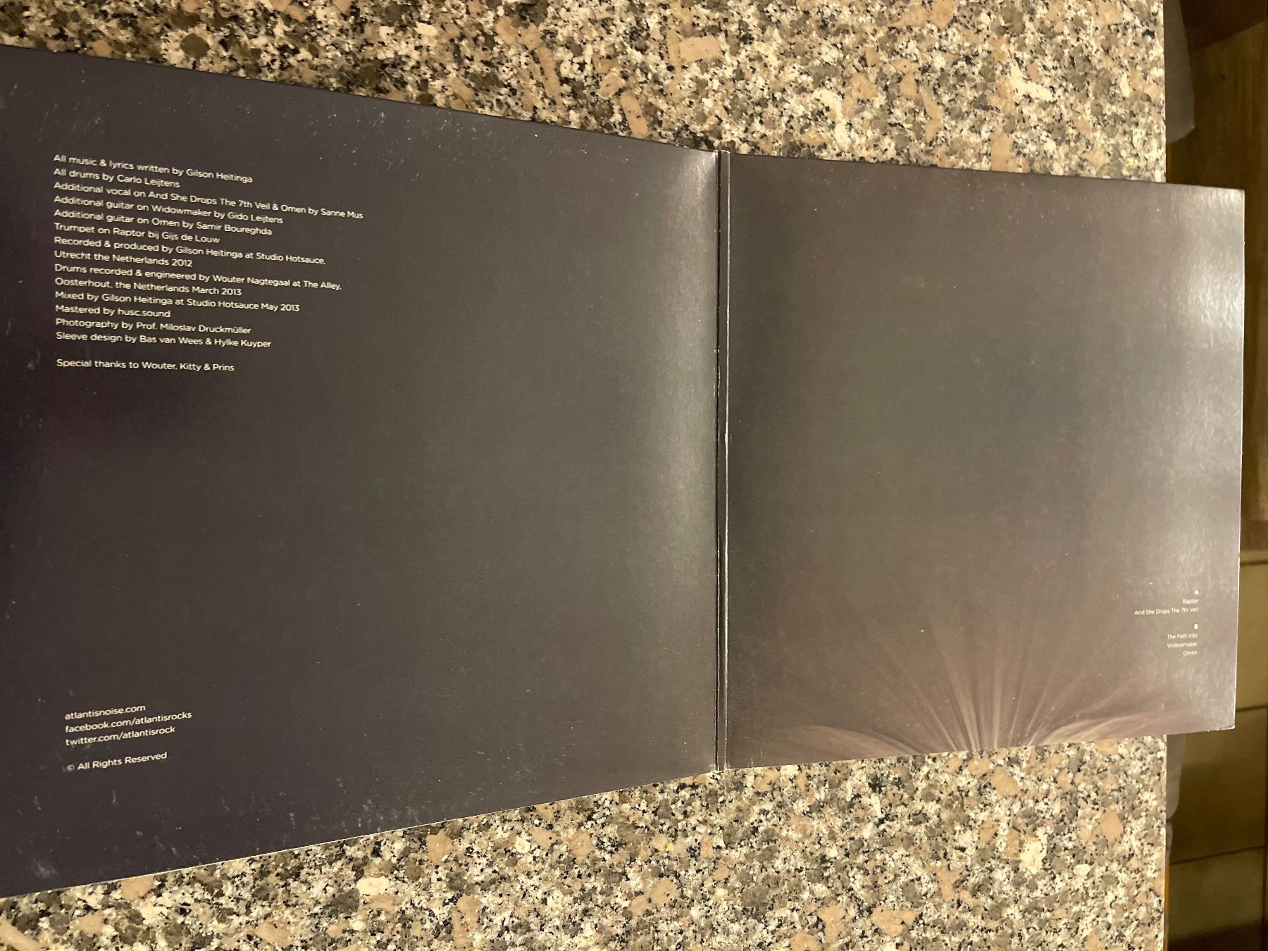 Dischi in vinile: S1619/Atlantis - Omens – Usato da Frutigen venduto da Philippe_jsp 2