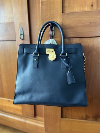 MICHAEL KORS Tasche 👜, blaues Leder