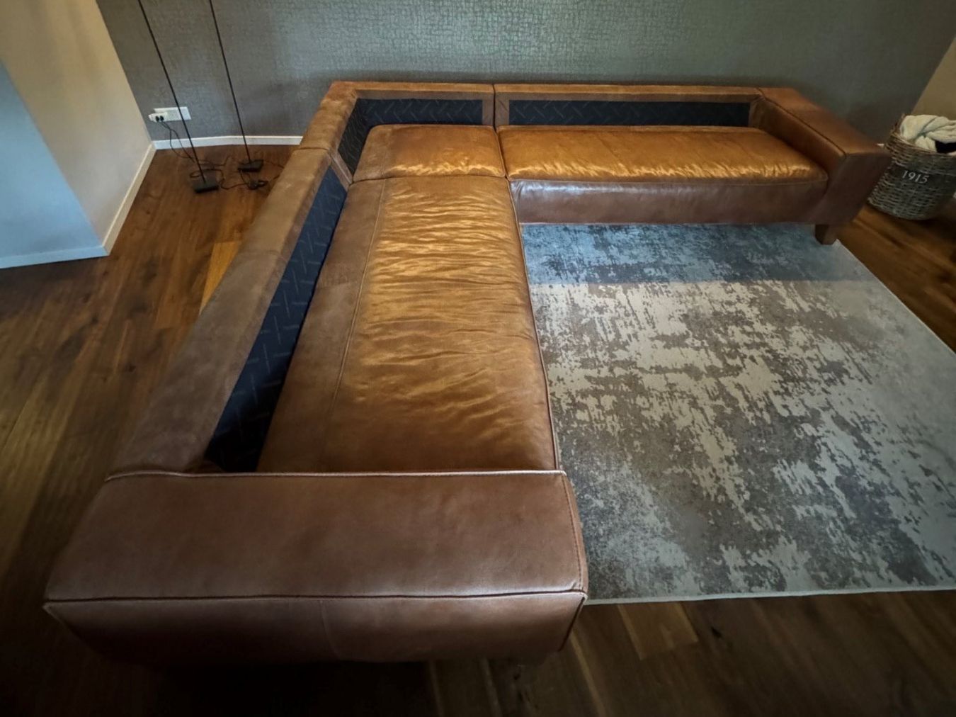Divani: Edles Echtleder-Ecksofa zu verkaufen – Usato da Huttwil venduto da wiese6 1