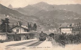 Clarens VD Bahnhof mit Dampflokomotive Bahn