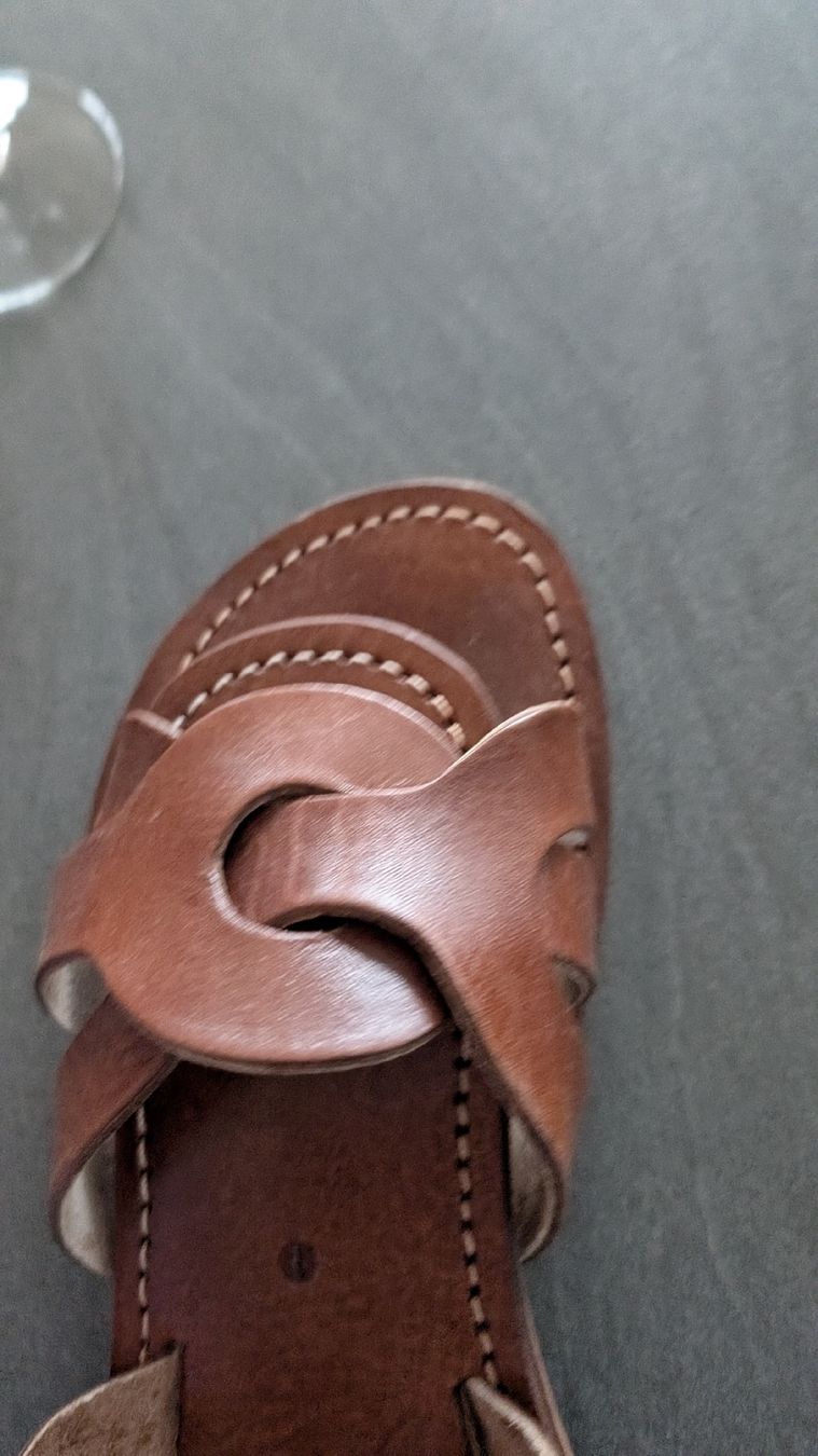 Scarpe da donna: Sandales en cuir – Nuovo (secondo la descrizione) da La Conversion venduto da deborah22 3