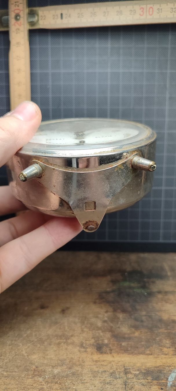 Sveglie: Wunderschöner alter Wecker Nr79 PETER  REPEAT ALARM – Usato da Gelterkinden venduto da MYSTOREFORYOU4460 3