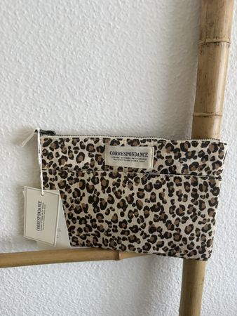 Sezane Necessaire