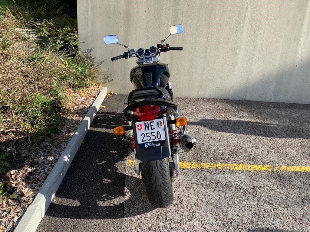 Suzuki Strada: Moto Suzuki 1400 GSX – Usato da La Chaux-de-fonds venduto da ccjp 9