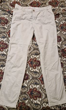 Beige Chino-Hosen