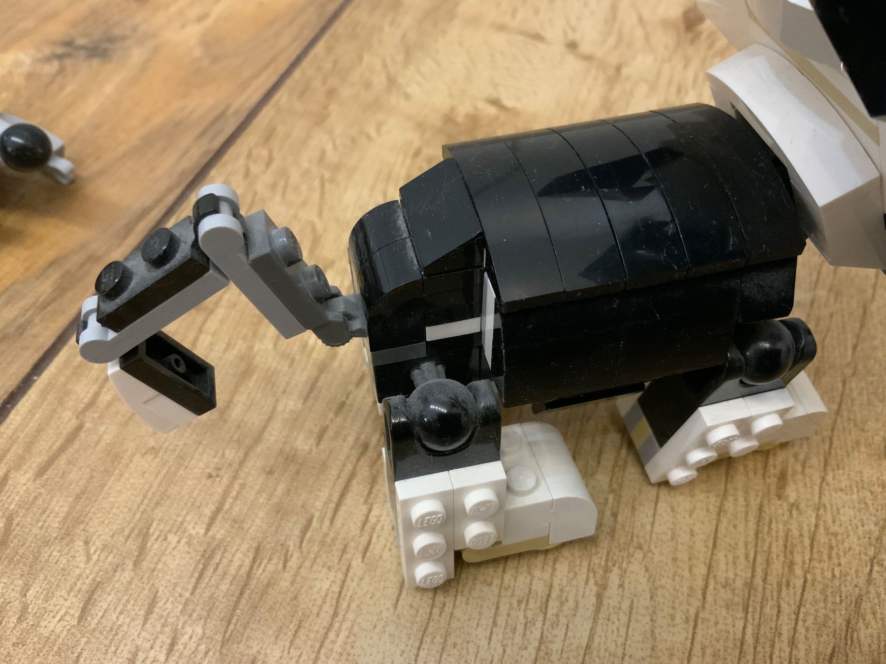 Lego Kit di costruzioni: 2 Lego Sets: Creator Katze und Maus und Mixels ab 6-7J – Usato da Bettingen venduto da delphin246 6