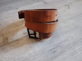 Ceinture en cuir, 130 cm !!!  Armée suisse