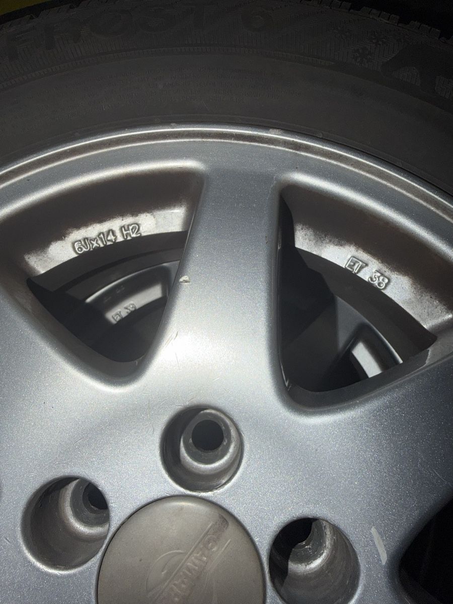 Pneumatici & Ruote complete: Vw Polo Räder 14 Zoll  – Usato da Dietikon venduto da ermfam9 3