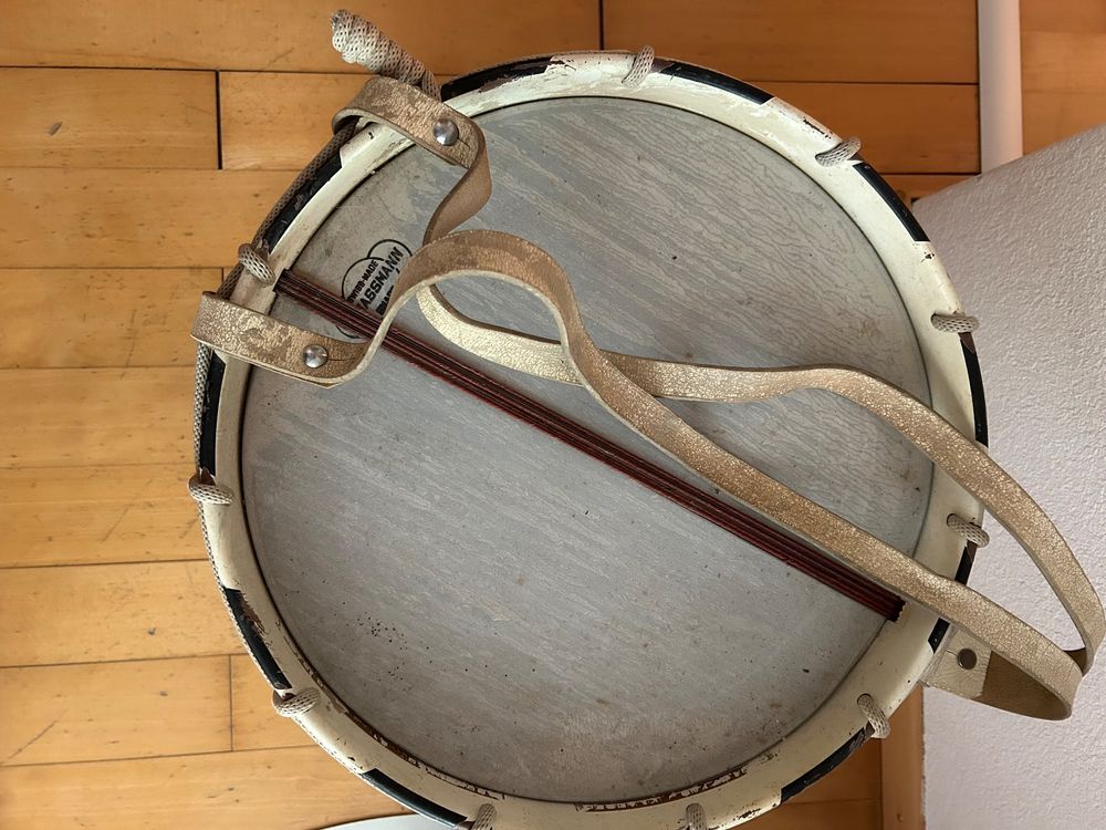 Basler Trommel 4/4 (Gebraucht) in Aarau für CHF 180 – nur Abholung auf ...