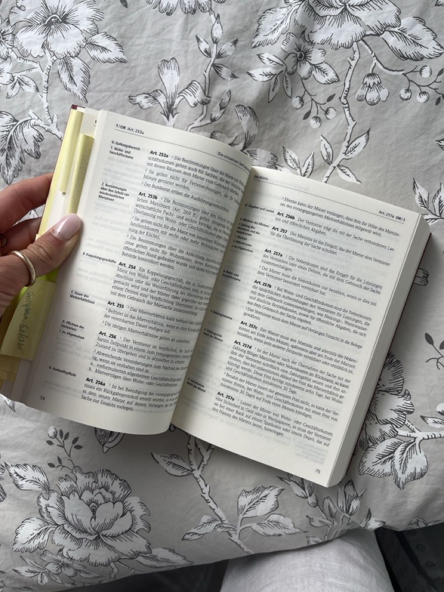 Bücher: OR Schweizerisches Obligationenrecht 9. Auflage – Gebraucht aus Gysenstein von happy_life_ 3