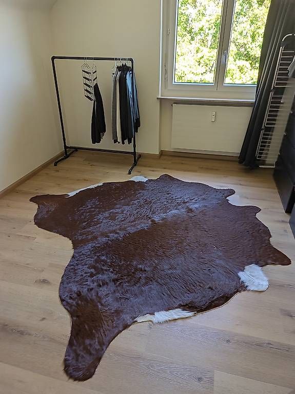 Ikea Teppiche: Echtes Kuhfell - Teppich – Gebraucht aus Reinach BL von dooandgoo 2