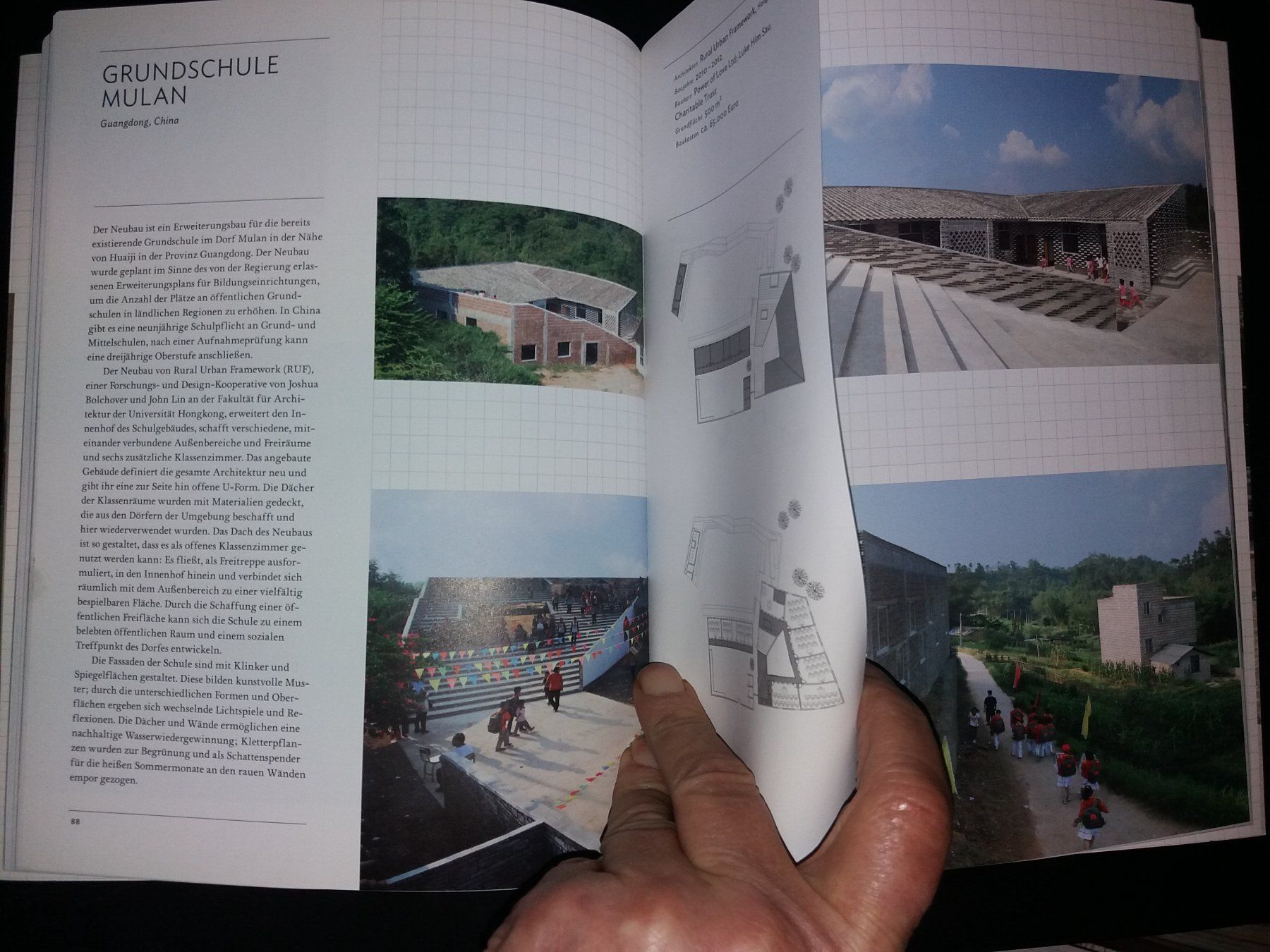 Libri: ARCHITEKTUR Klasse Schule interessant anregend – Usato da Welschenrohr venduto da Regool 1