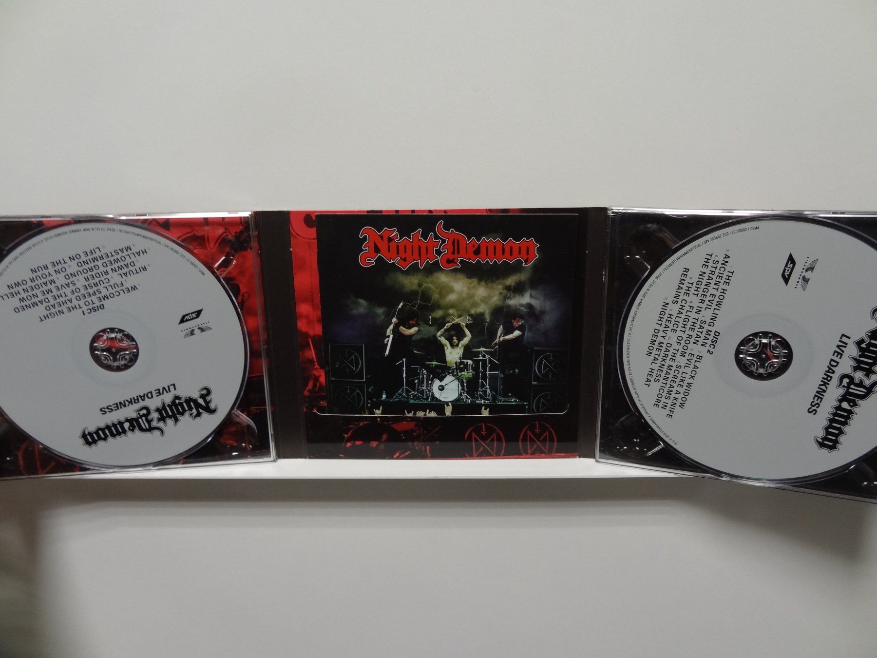 CDs: Night Demon - Live Darkness (2CD) – Gebraucht aus luzern von musicandart 2