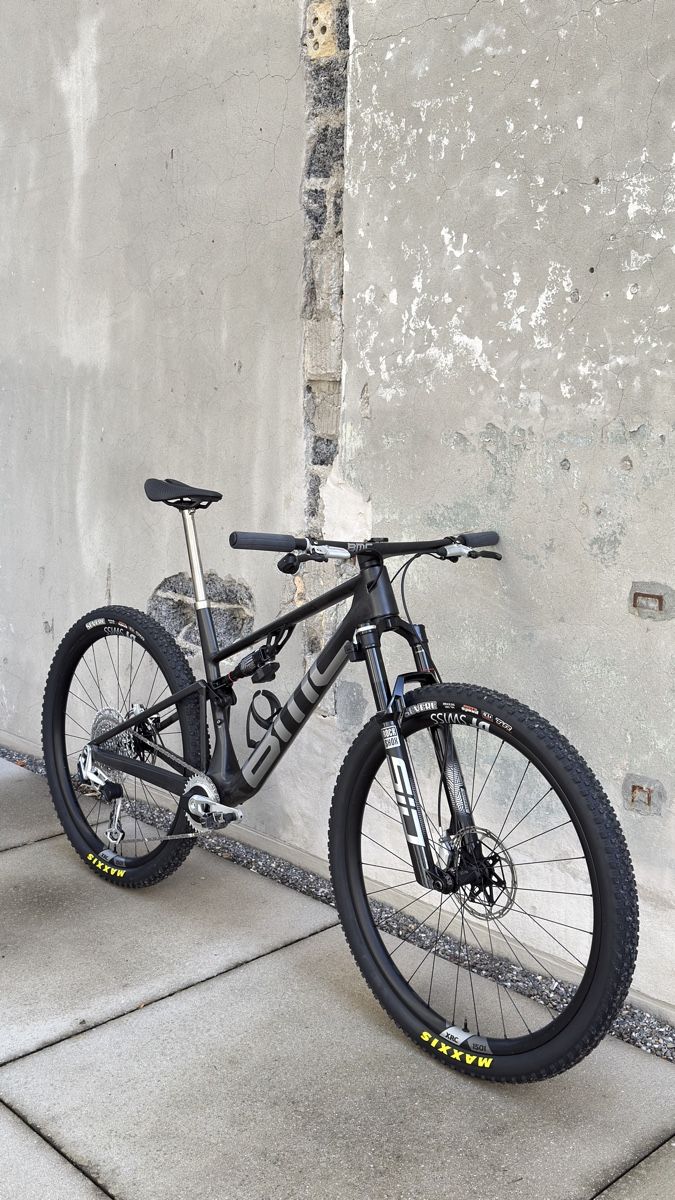 BMC Velos: BMC FOURSTROKE R 01 Custom – Gebraucht aus Stettlen von Drift.Bike.Shop.Bern 2