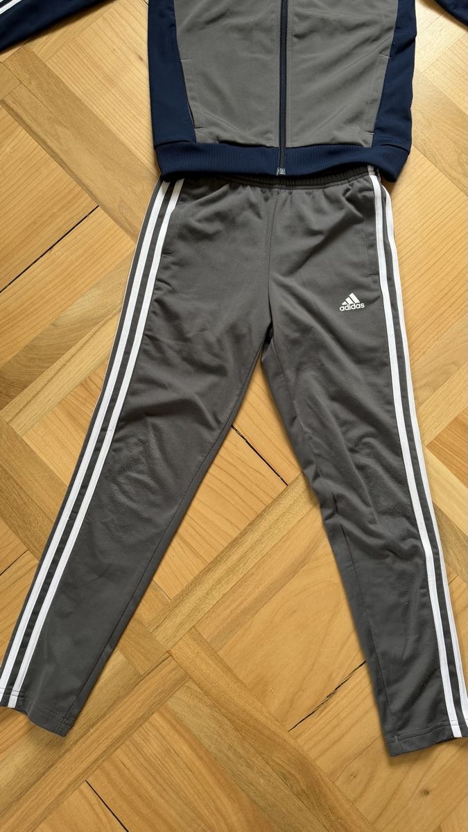 Adidas Completi: Adidas Trainer – Usato da Speicher venduto da kolomak 1