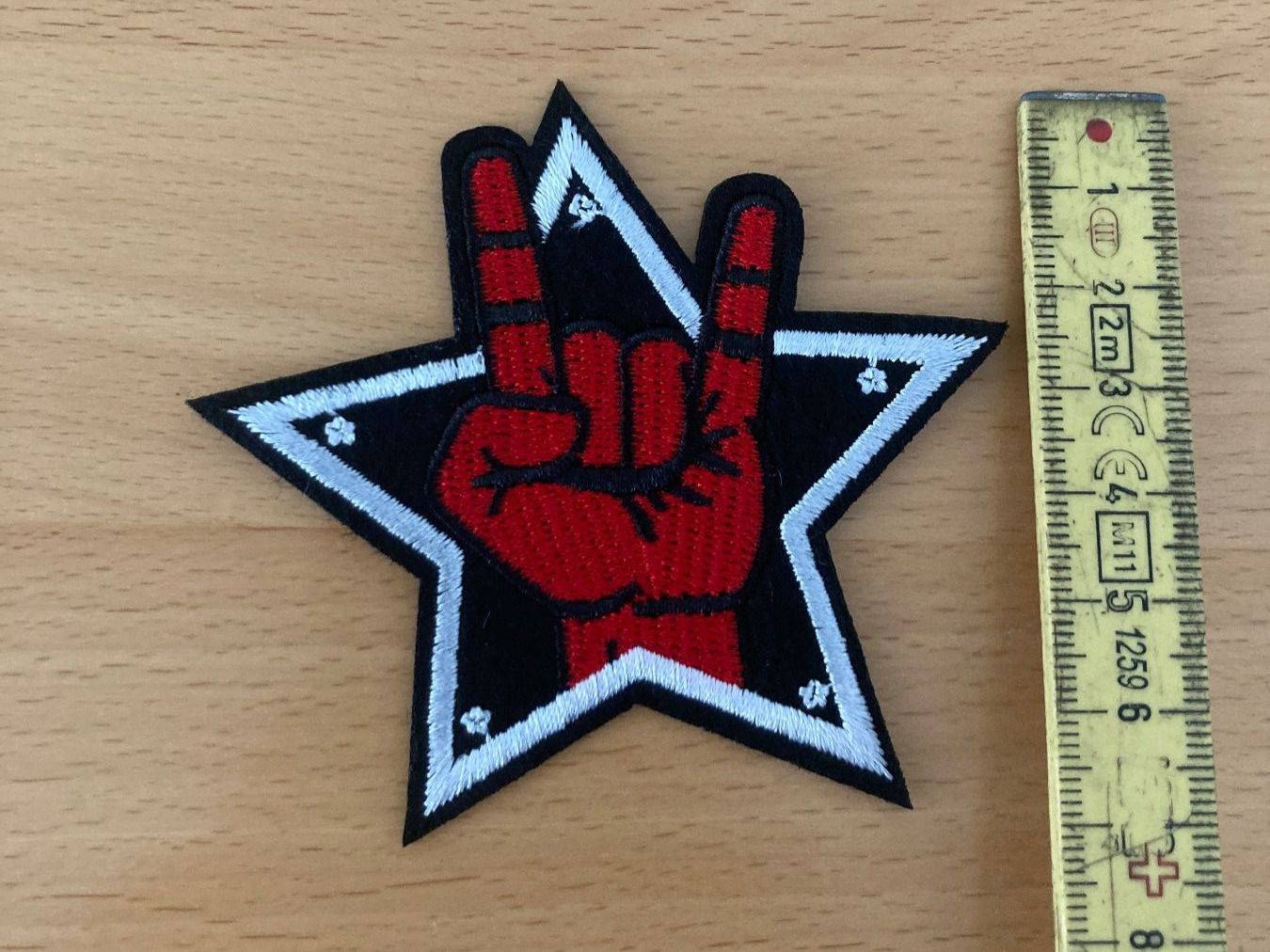 Toppe: Devil Horns Patch Aufnäher Sticker 14 – Nuovo (secondo la descrizione) da Horn venduto da abutre72