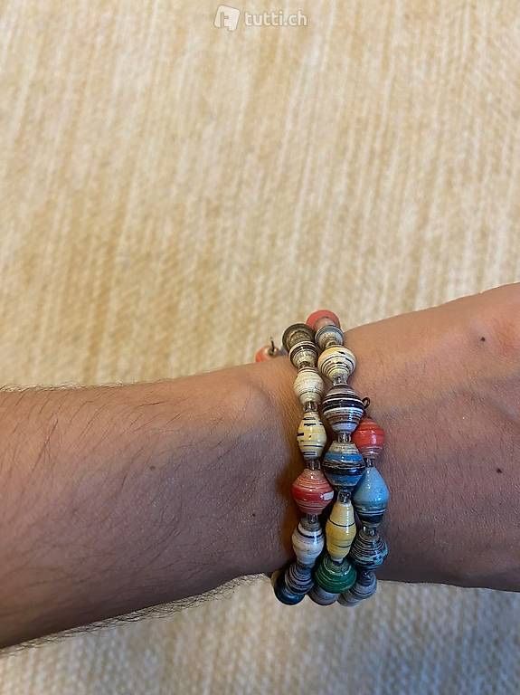 Bracciali & Braccialetti: Recycelte Papierperlen Armband aus Ghana – Usato da Zürich venduto da ann_in_zuri 1