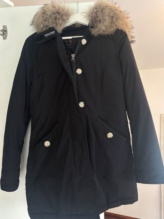 Woolrich Damen-Daunenmantel kurz, schwarz, mit abnehmbarem F