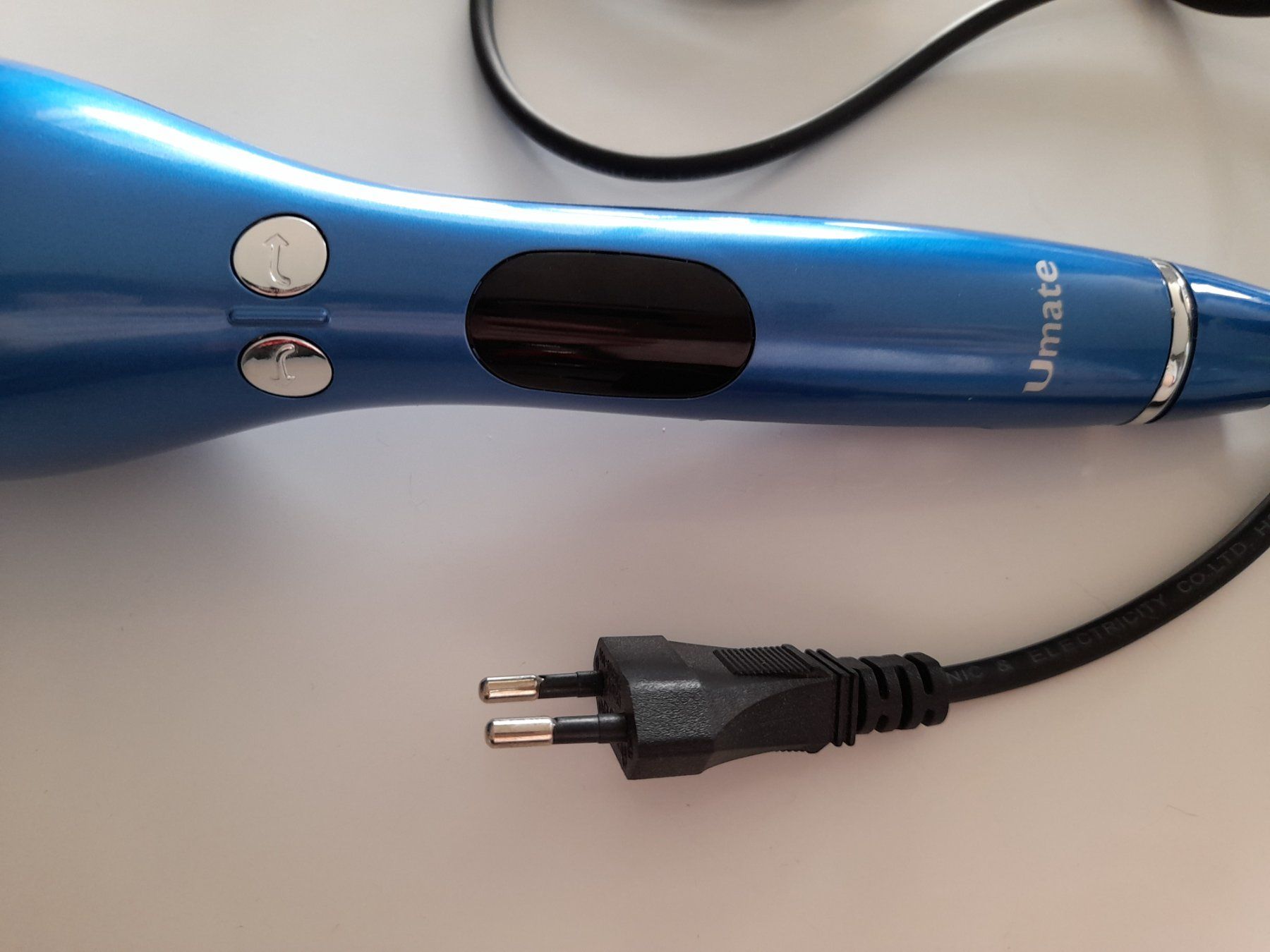 Piastre & Arricciacapelli: Vendo ferro arricciacapelli automatico a infrarossi con Lcd – Usato da Vacallo venduto da ElenaL 3