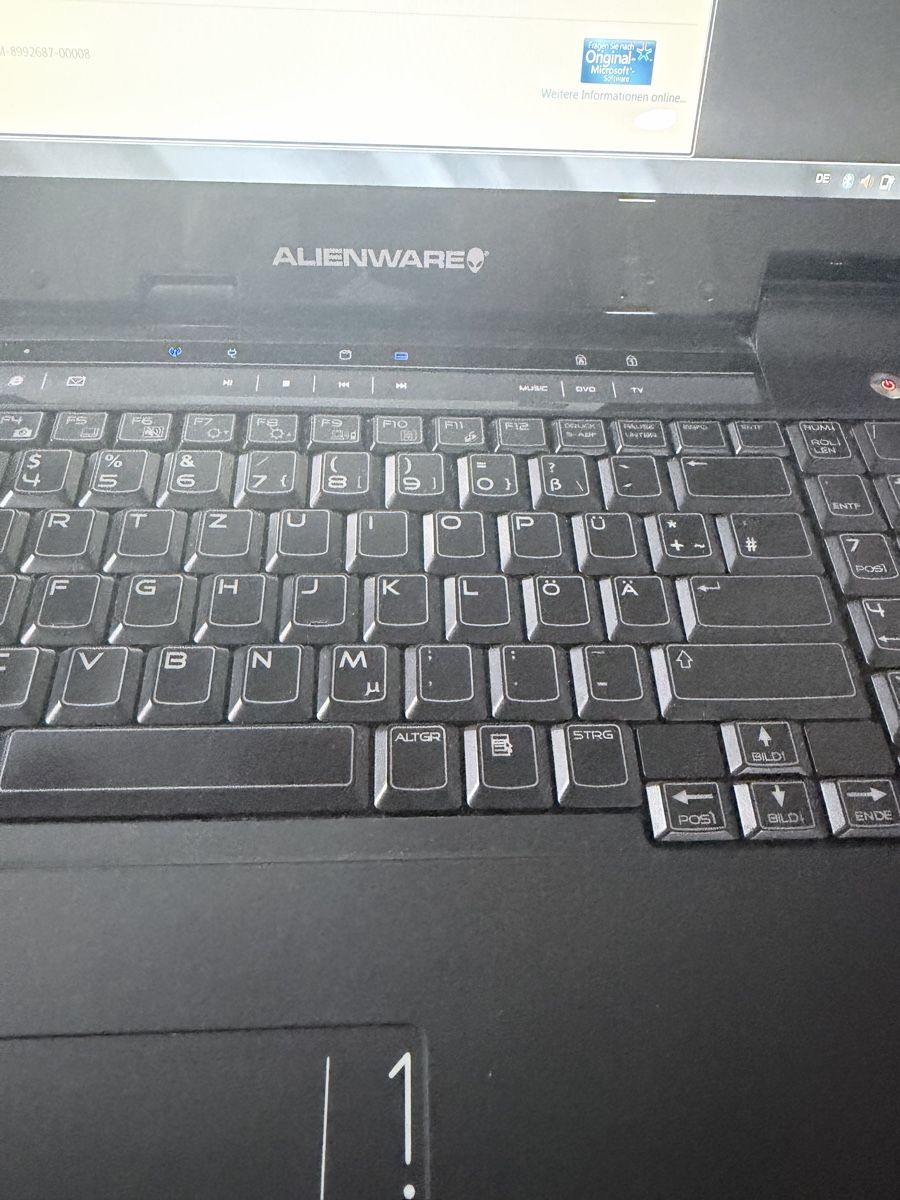 Alienware Notebooks: Alienware X17 R1 – Gebraucht aus Zürich von semi16 4