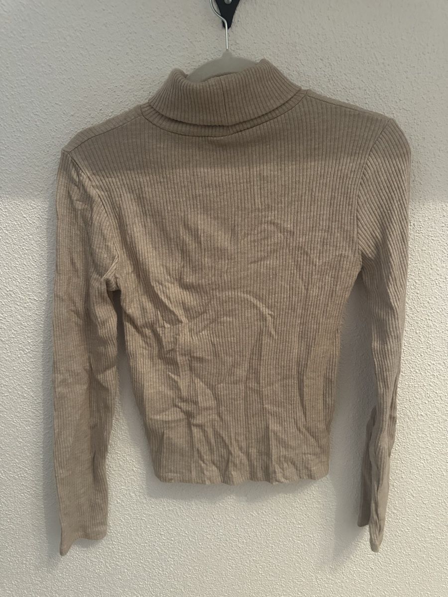 Stradivarius Pullover & Sweatshirts: Stradivarius Rollkragenpullover | Grösse: S – Gebraucht aus Eschenbach LU von Tatzi1 1