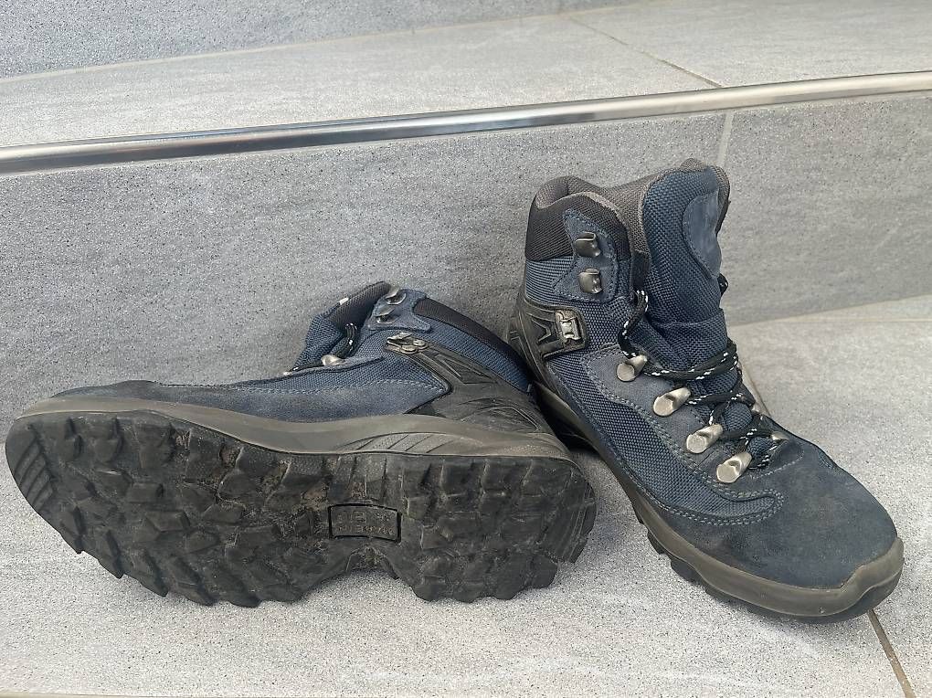 Damenschuhe: Wanderschuhe 36 – Gebraucht aus Erlen von alf710 1