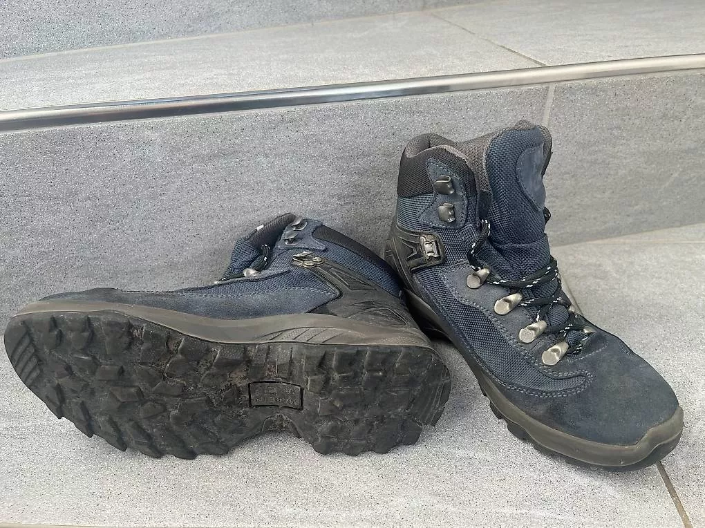 Chaussures femmes: Wanderschuhe Gr. 36 – D'occasion à Erlen par alf710 1