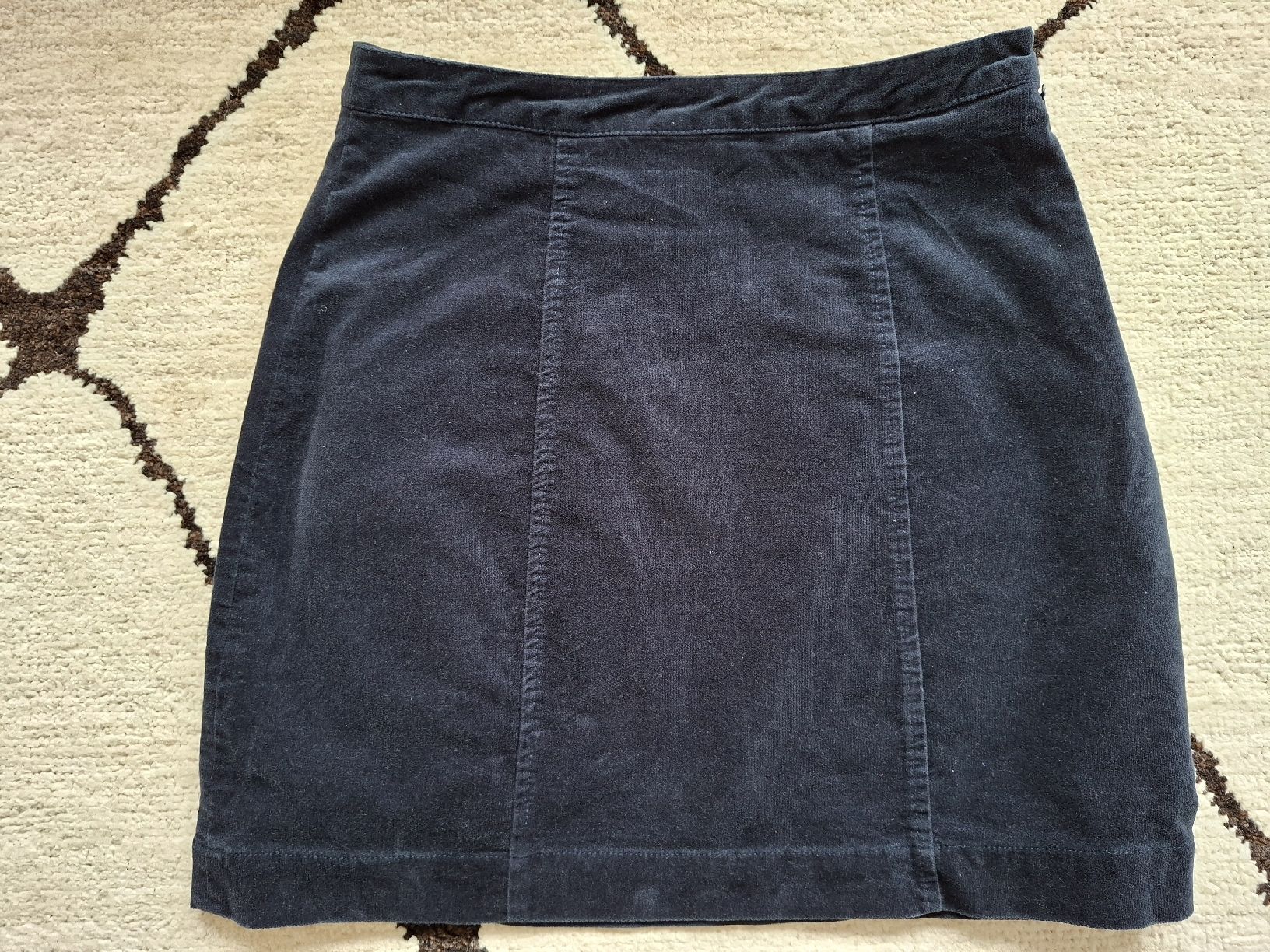 Pepe Jeans Gonne: Pepe Jeans Velours Rock, Grösse 36 – Usato da Baden venduto da jcm_9dkf 1