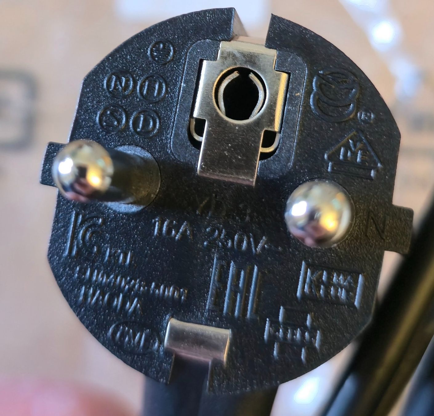 Cavi: Power supply cable – Nuovo e nell'imballaggio originale da Bellevue venduto da Angammar 1