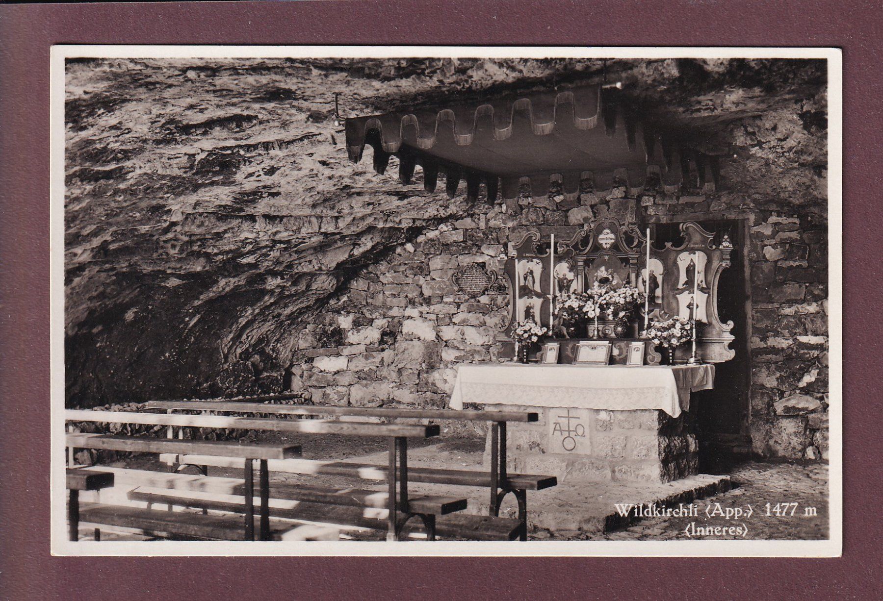 Cartoline postali: WILDKIRCHLI - Inneres – Usato da Pully venduto da nicecards