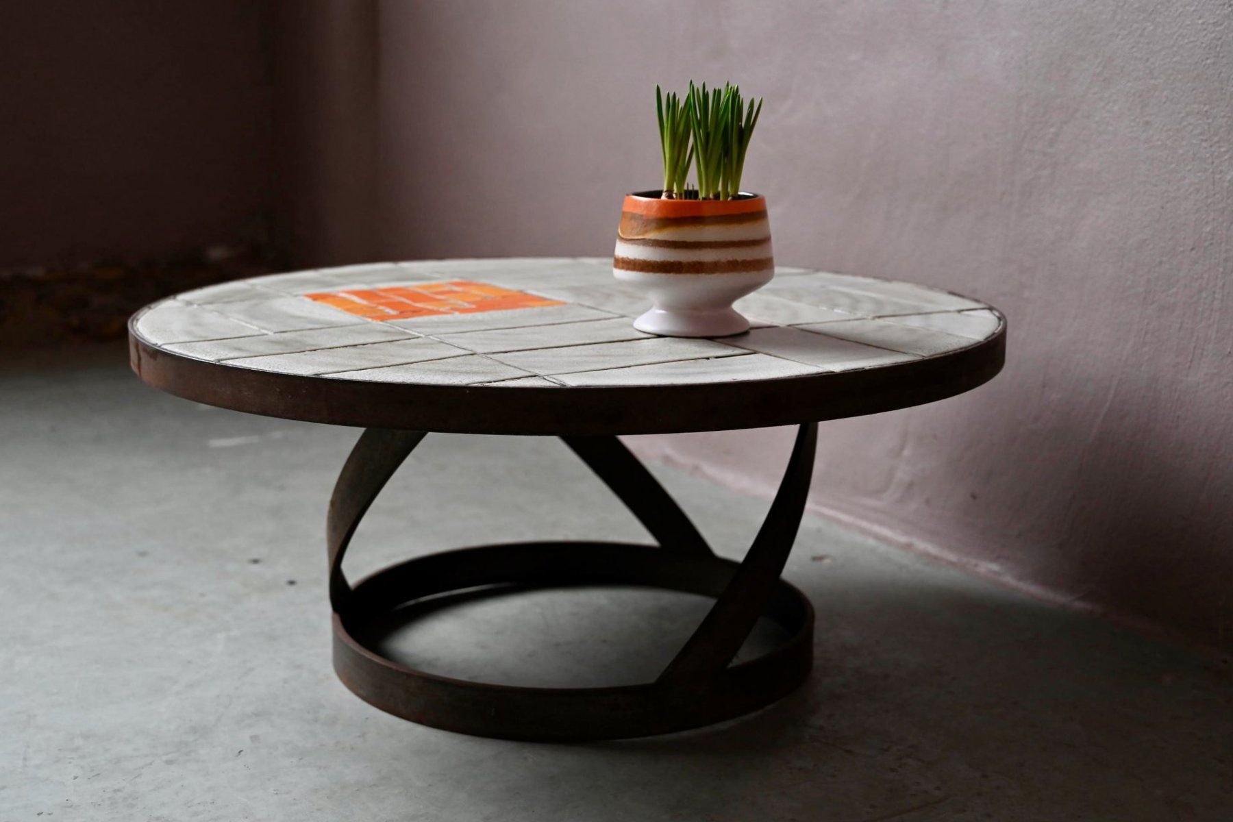 Tavoli: Table basse brutaliste acier brossé et céramique – Usato da COLMAR venduto da Sophiebellelurette 3