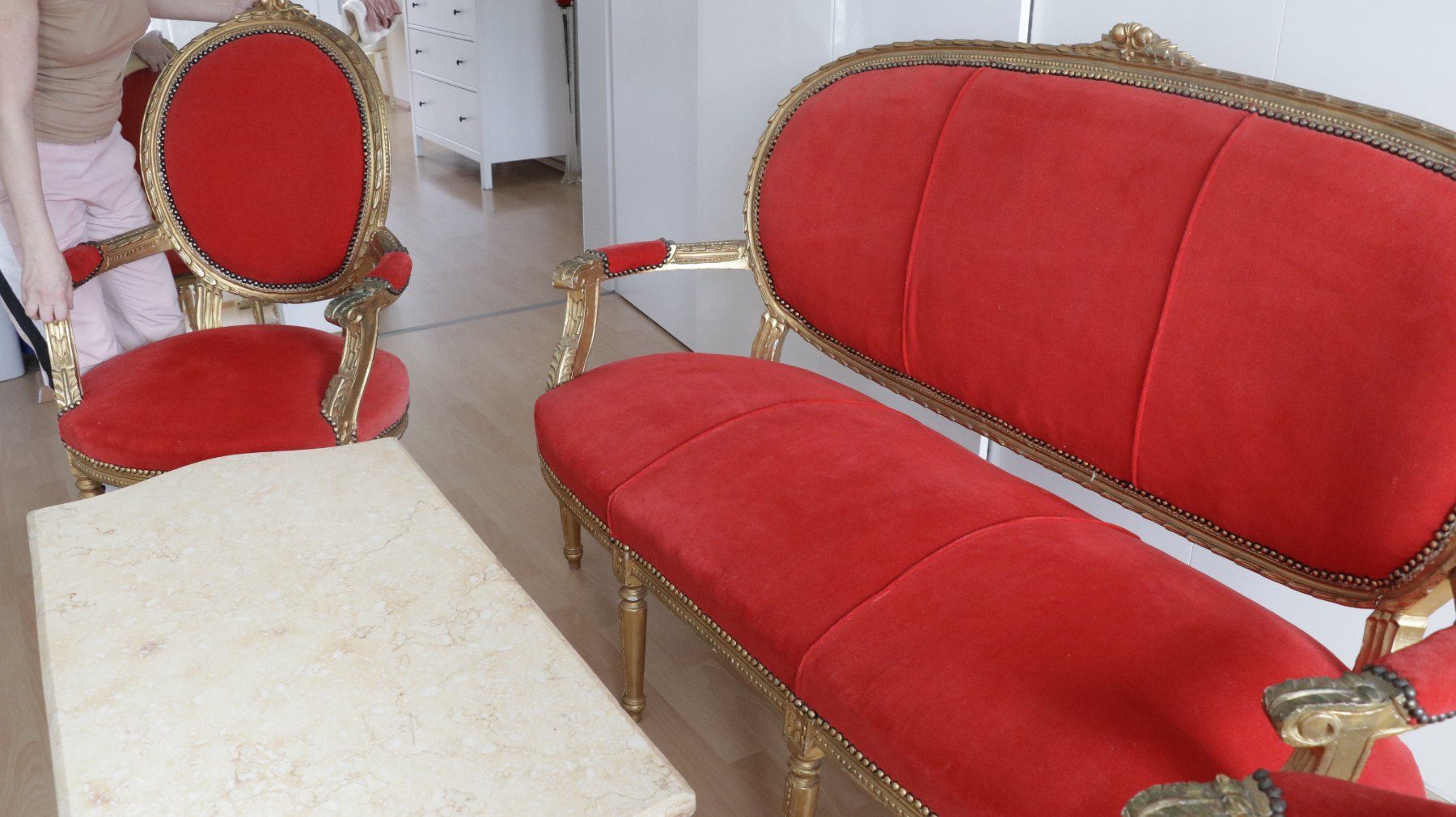 Set di tavolo e panche: Stühle und Sofa ,TISCH.LOUIS XVI – Usato da ZEININGEN venduto da NEW70 2