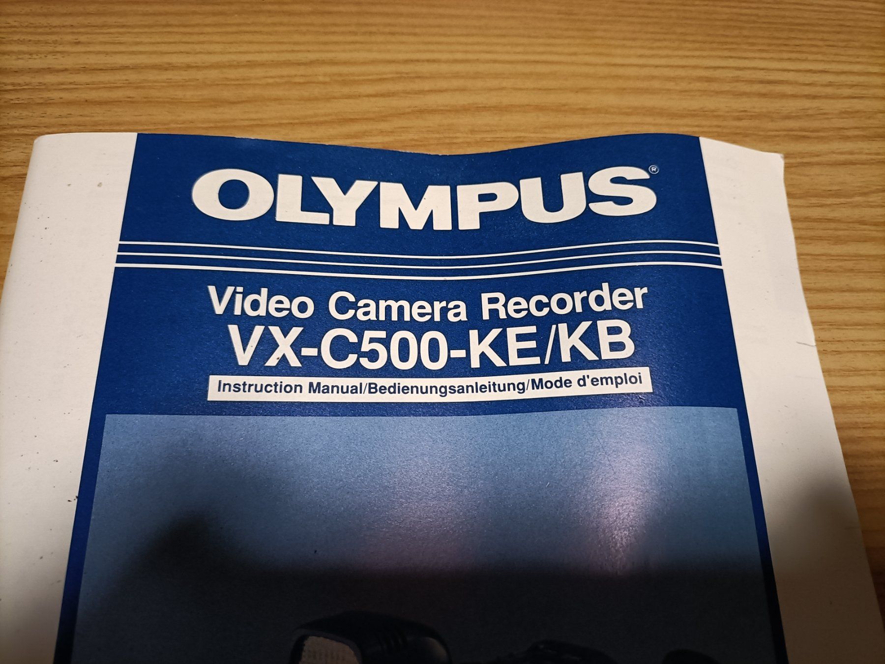 Olympus Videocamere: Olympus VX-C500-KE Camcorder, mit Zubehör – Usato da Schöftland venduto da Snacketti7