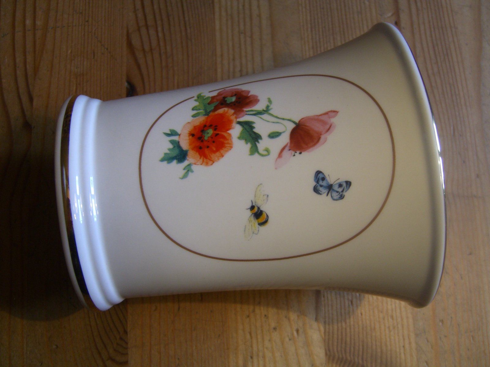 Set di piatti: wunderschönes "Hummel/Göbel" Espressotassen Set – Nuovo (secondo la descrizione) da Winterthur venduto da Gaia 6