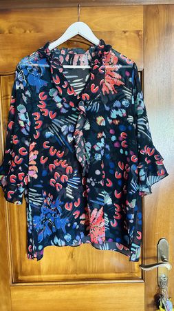 Marc Cain Bluse bunt mit Muster Grösse N6 guter Zustand