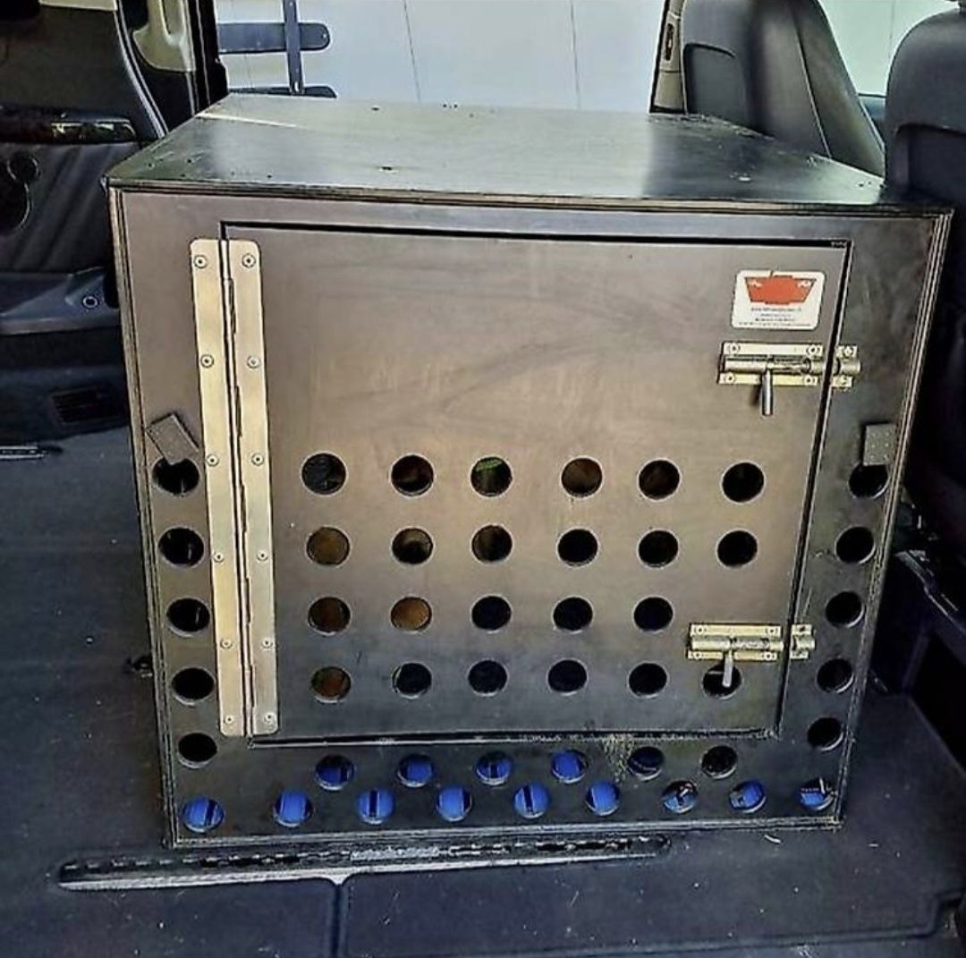 Gabbie, trasporto & Sicurezza: Grosse stabile Hundebox – Usato da Dietikon venduto da Wutho