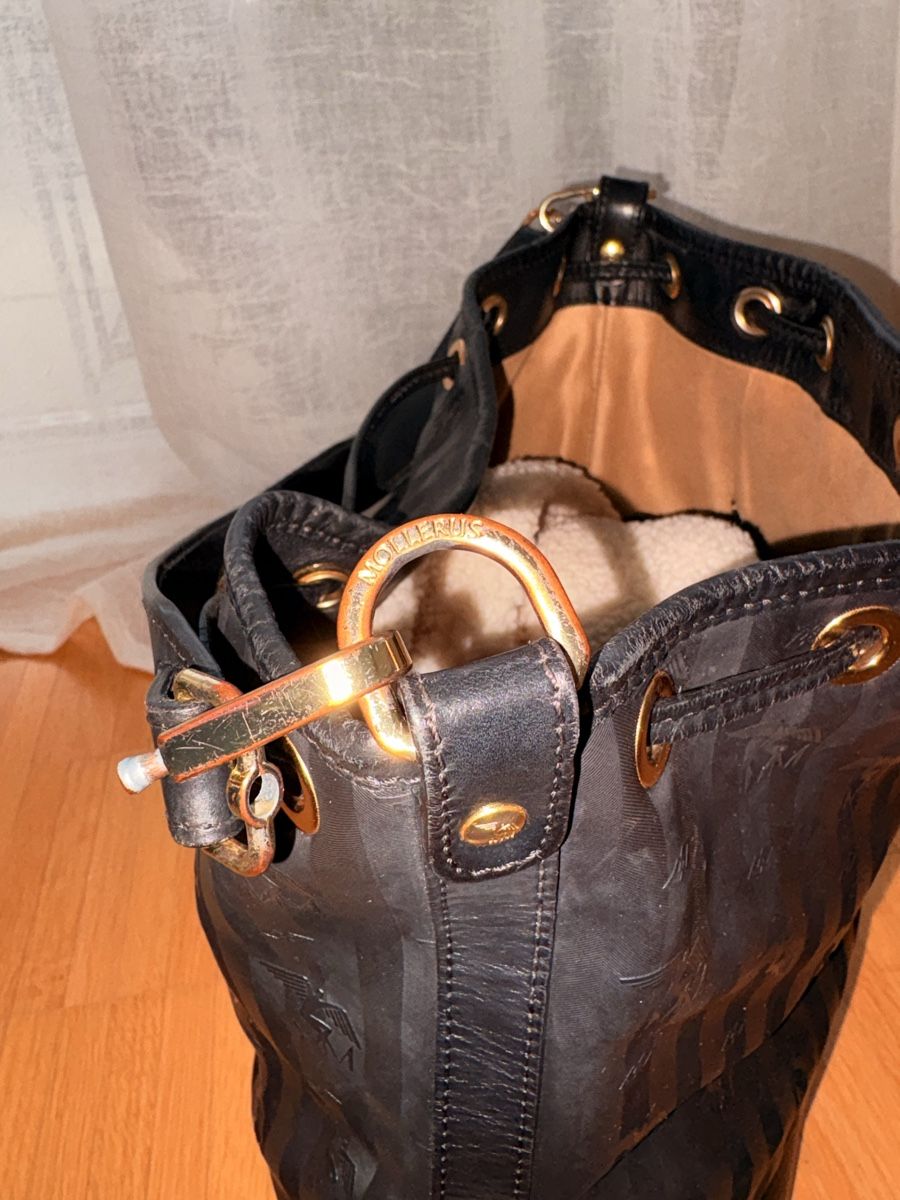 Maison Mollerus Borse da donna: Mollerus Beuteltasche schwarz – Usato da Winterthur venduto da Davidloetscher 2