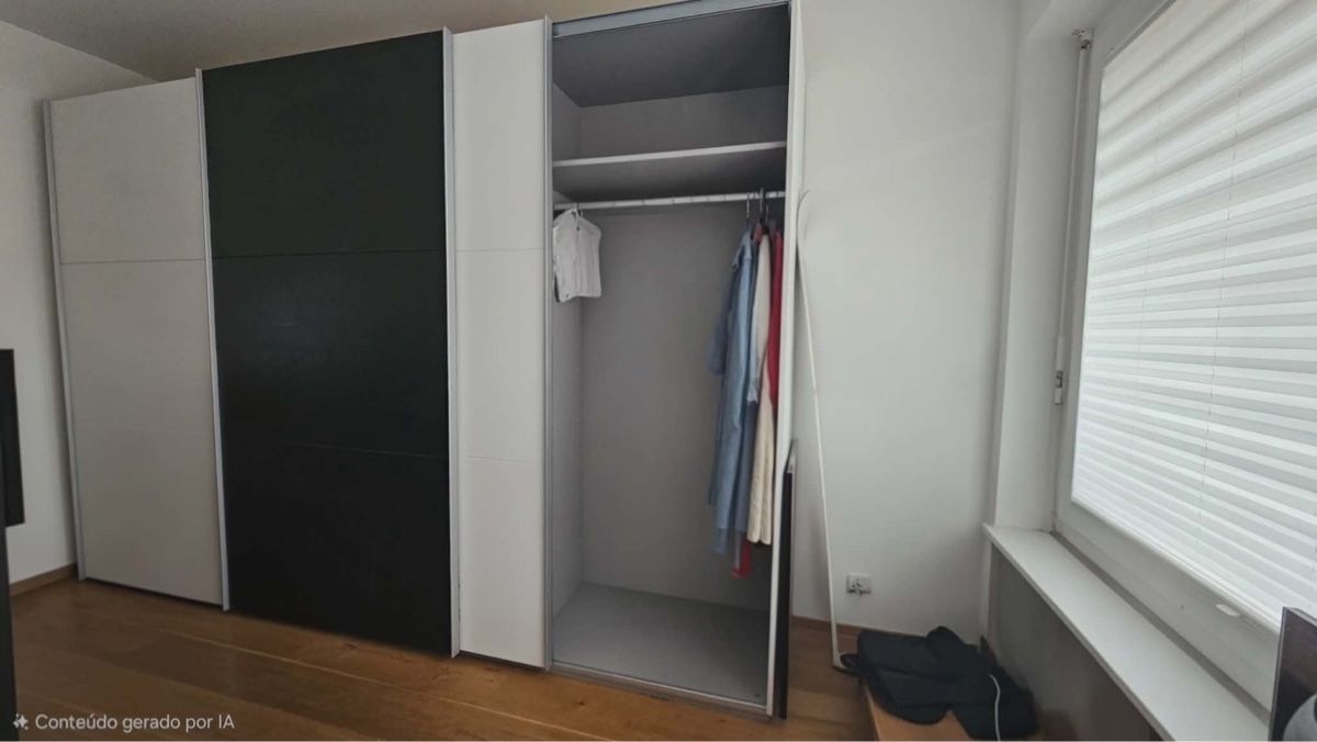 Armadi: Kleiderschrank – Usato da Glis venduto da Gongo20041 1