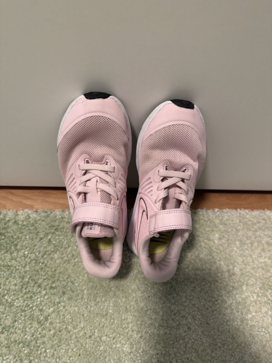 Nike Scarpe per ragazze: Nike Star Runner 3 Mädchen Turnschuhe rosa Grösse 35 – Usato da Volketswil venduto da eris2015 3